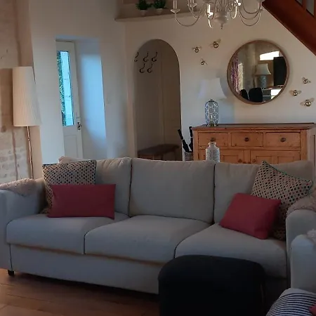 בית נופש Charming Countryside Retreat - Up To 7 People *