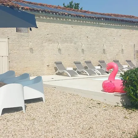 בית נופש Charming Countryside Retreat - Up To 7 People Macqueville