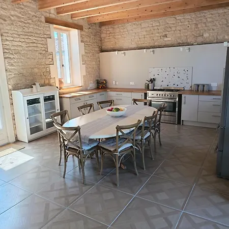 Charming Countryside Retreat - Up To 7 People * Macqueville