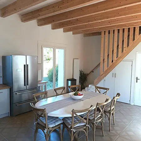 Charming Countryside Retreat - Up To 7 People * Macqueville