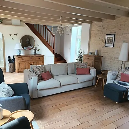 בית נופש Charming Countryside Retreat - Up To 7 People Macqueville