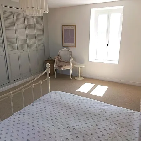 בית נופש Charming Countryside Retreat - Up To 7 People *