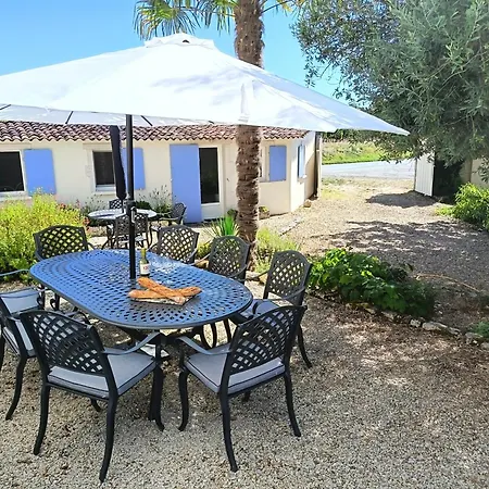 בית נופש Charming Countryside Retreat - Up To 7 People *
