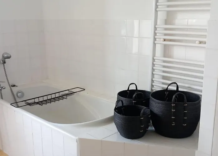 Сasa de vacaciones Charming Countryside Retreat - Up To 7 People Macqueville