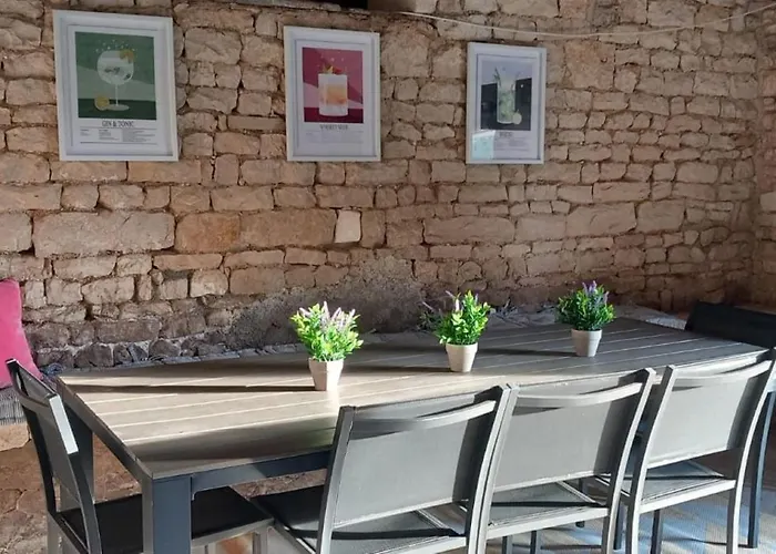 Charming Countryside Retreat - Up To 7 People Macqueville