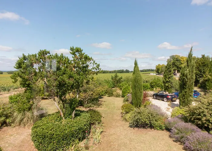 Сasa de vacaciones Charming Countryside Retreat - Up To 7 People