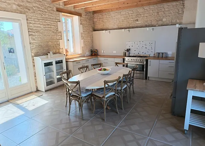 Charming Countryside Retreat - Up To 7 People * Macqueville