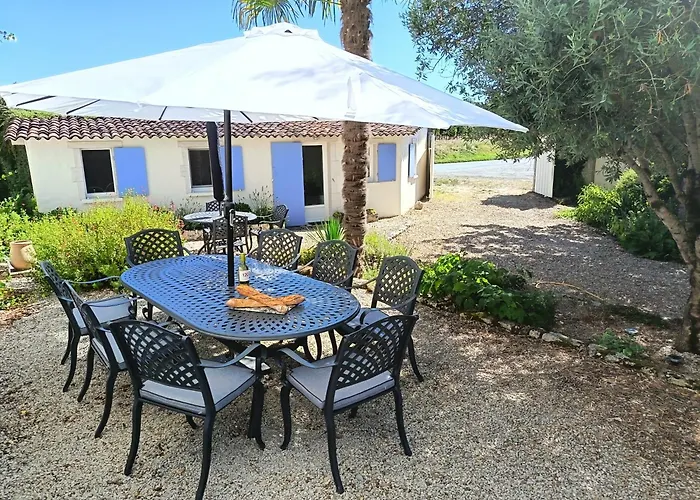 Сasa de vacaciones Charming Countryside Retreat - Up To 7 People *